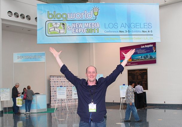 chris-blogworld-logo